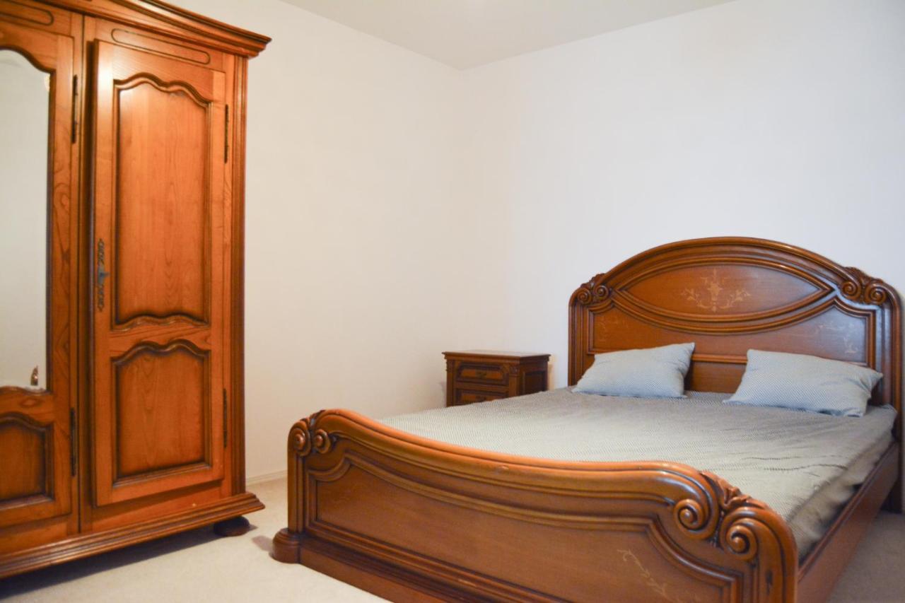 Casa Humulesti, Fii Vecinul Lui Ion Creanga Villa Târgu Neamţ Exterior foto